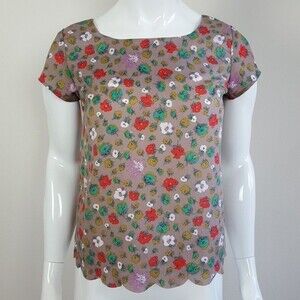 WallpapHER Tan Floral Blouse
